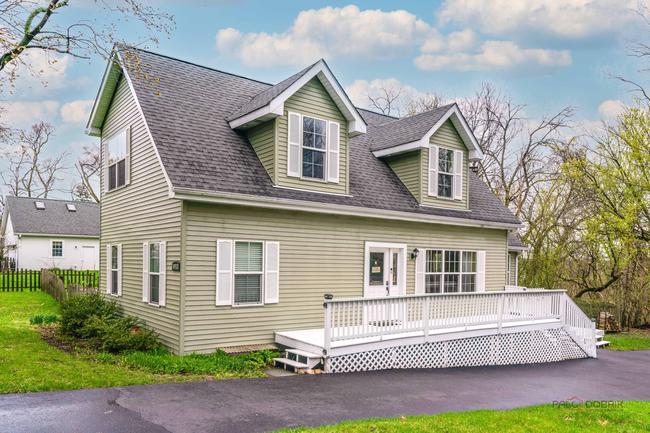 40431 N Fairview Street, IL 60002