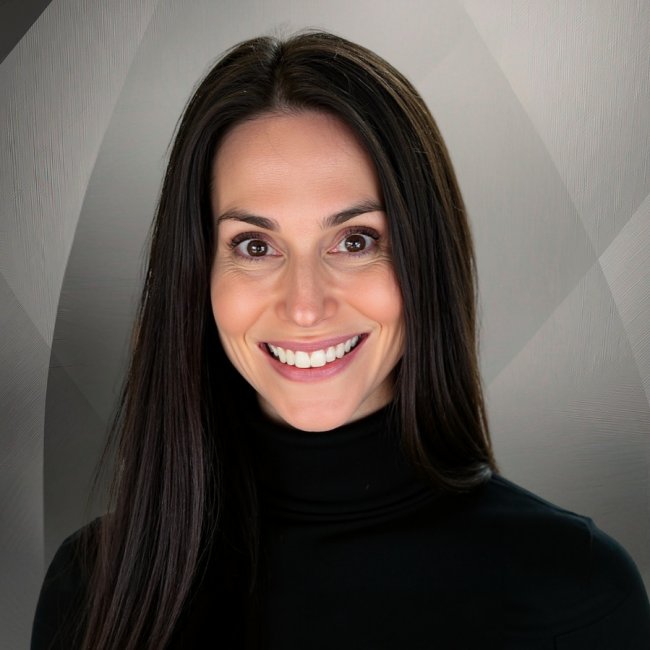 Photo of Alyson McDermott