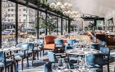 Dining tables in Dupont Circle