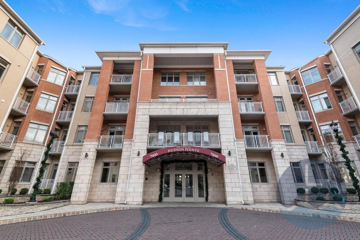 Get All the Details on Sold Condos at Views at Hudson Pointe