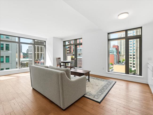 99 Hudson St., NJ 07302