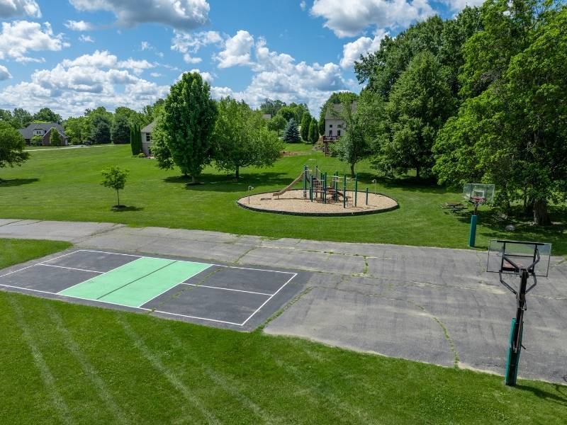 San Marino Hills basketball court