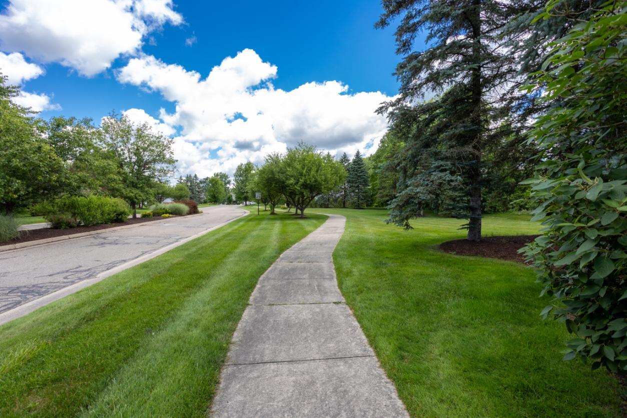 Woodland Springs sidewalks