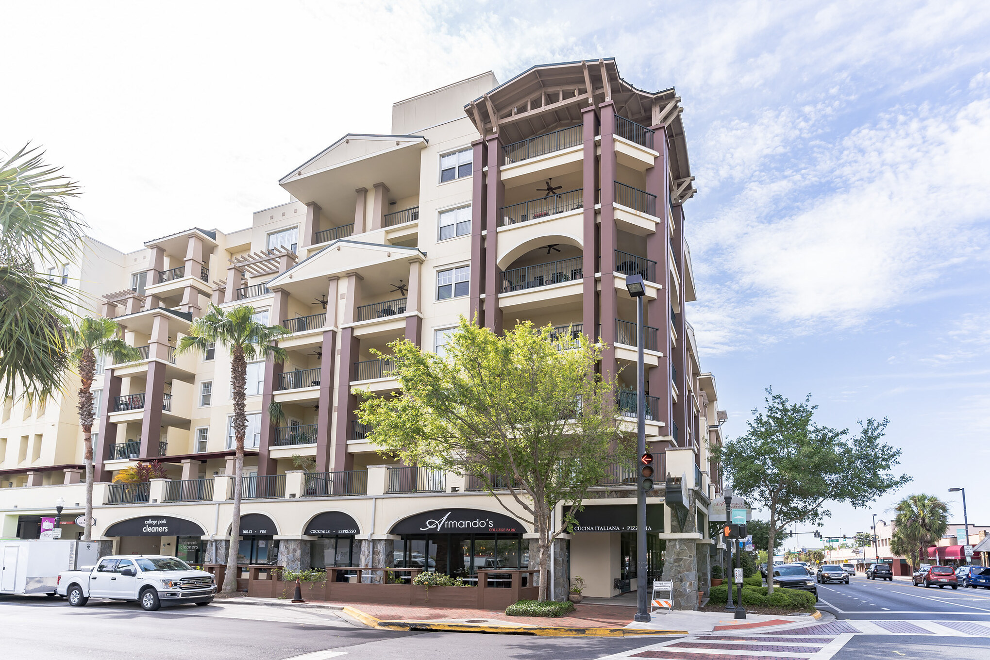 Orlando Florida Condo for Sale in College Park 32804