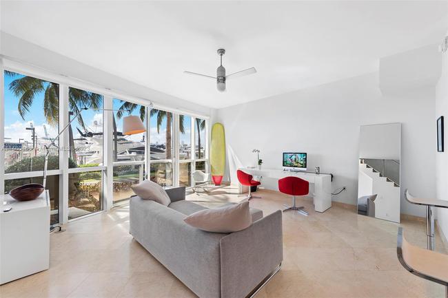 400 Alton Rd #TH-2M, FL 33139