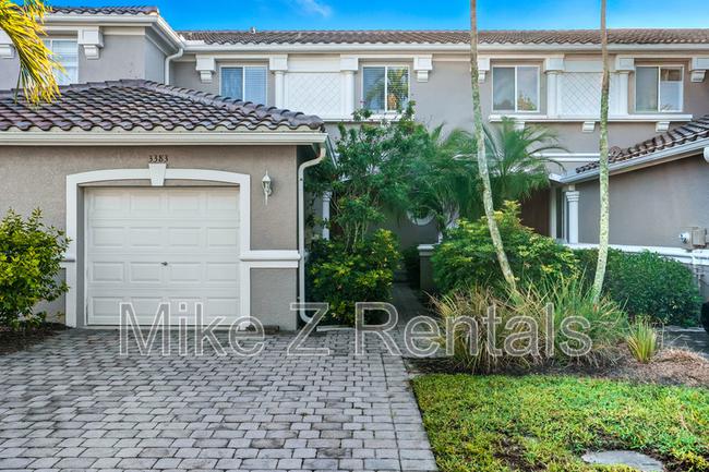 3383 Antica St, FL 33905
