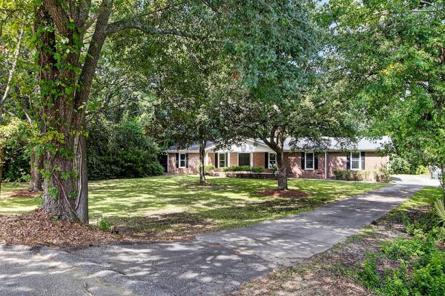 1070 Pine Street, SC 29410