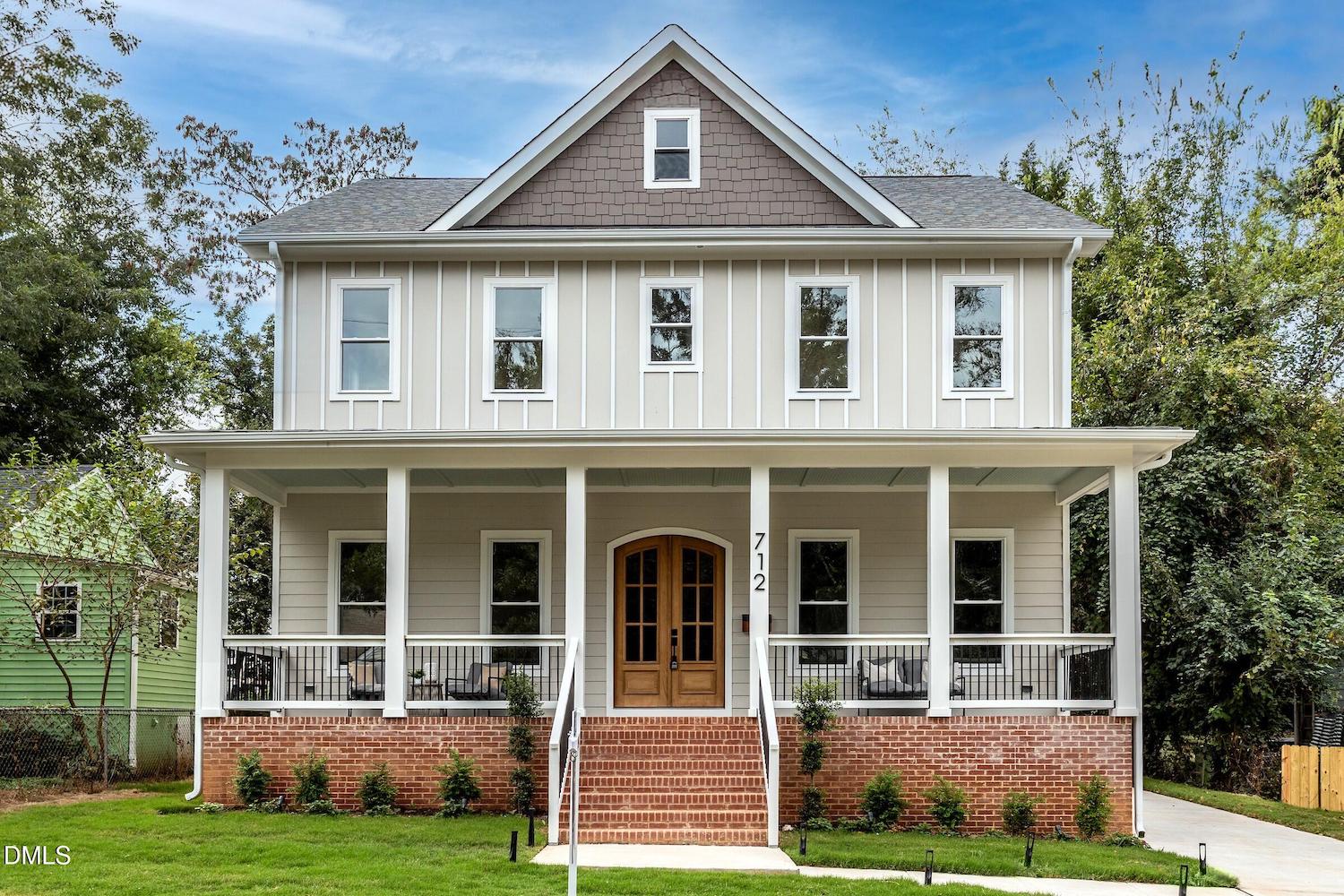 712 van buren rd exterior