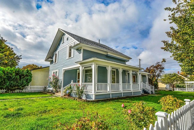 Find beautiful new homes in Adams Pointe.