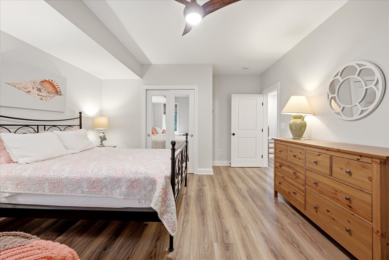 Alternate Bedroom One Layout