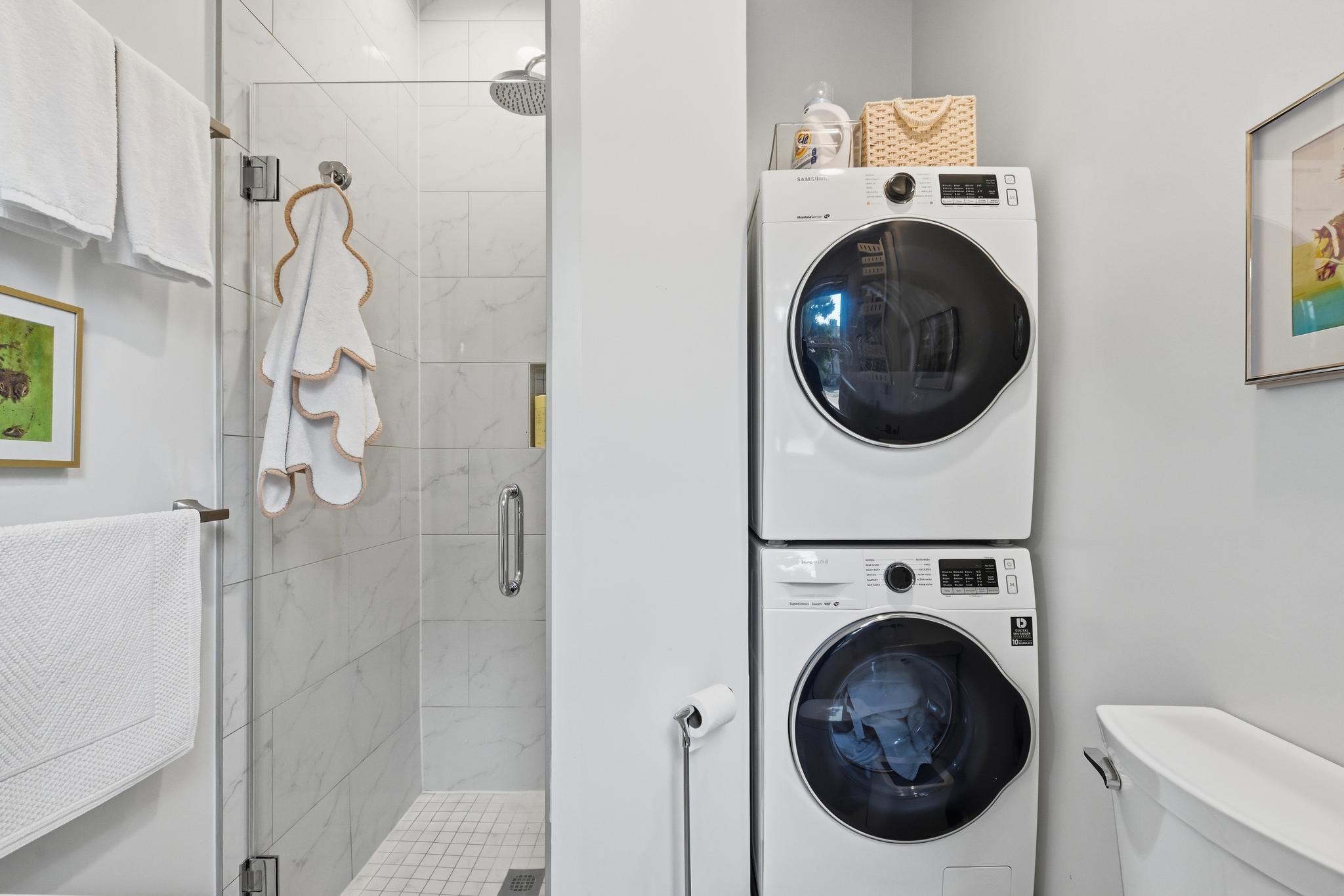 Unit 101 Primary Bath & Laundry