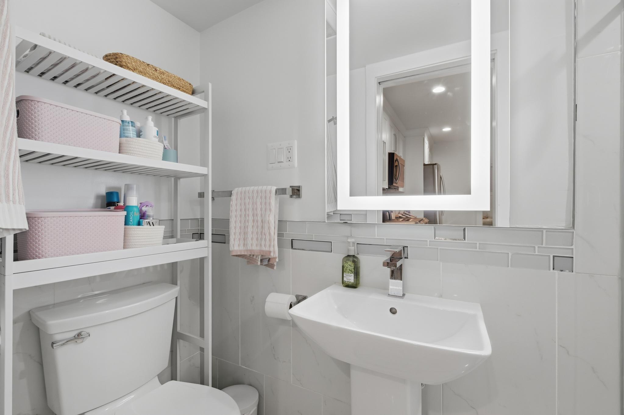 Unit T1 Bathroom Two 