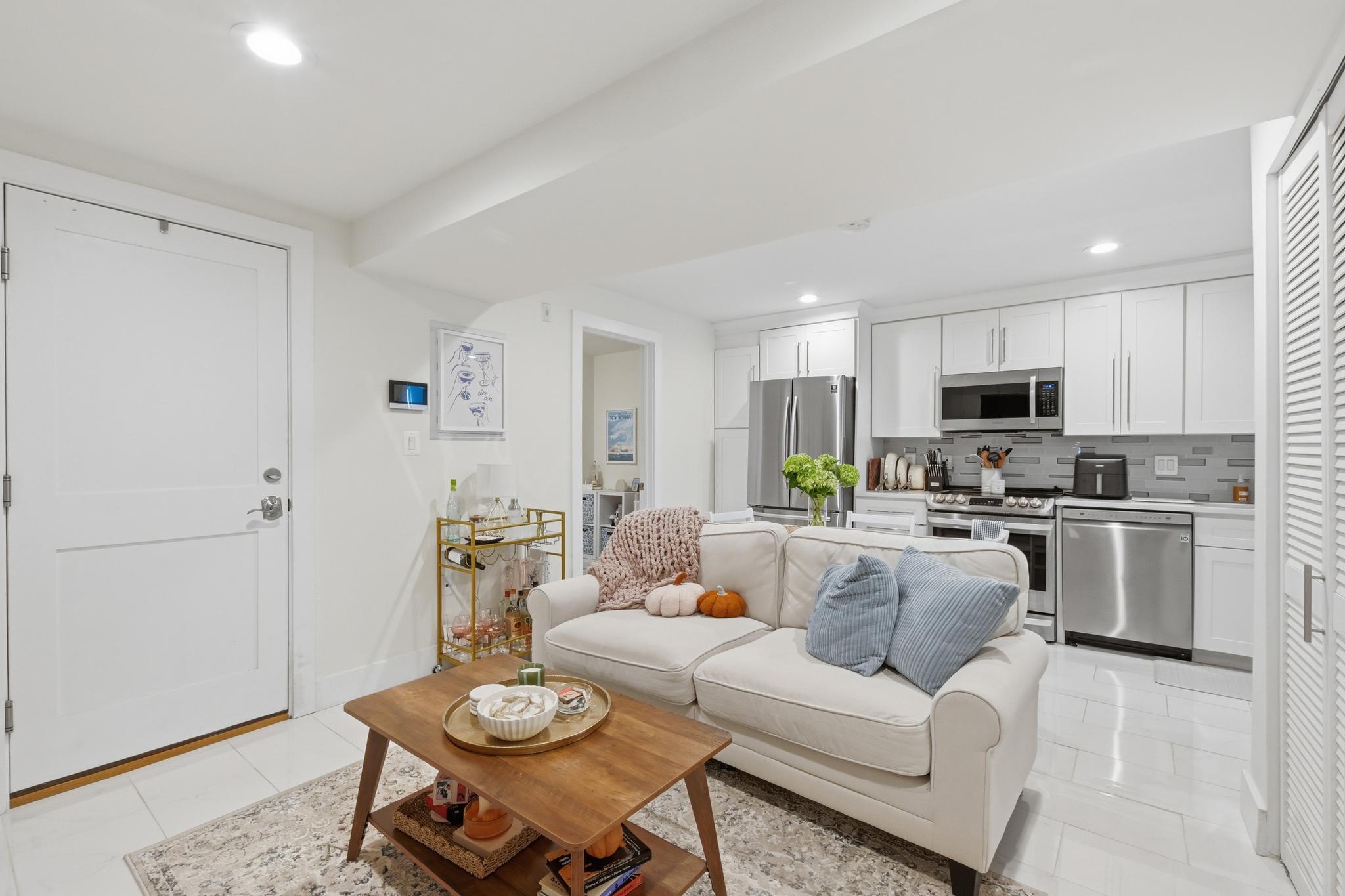 Unit T1 Living & Kitchen View