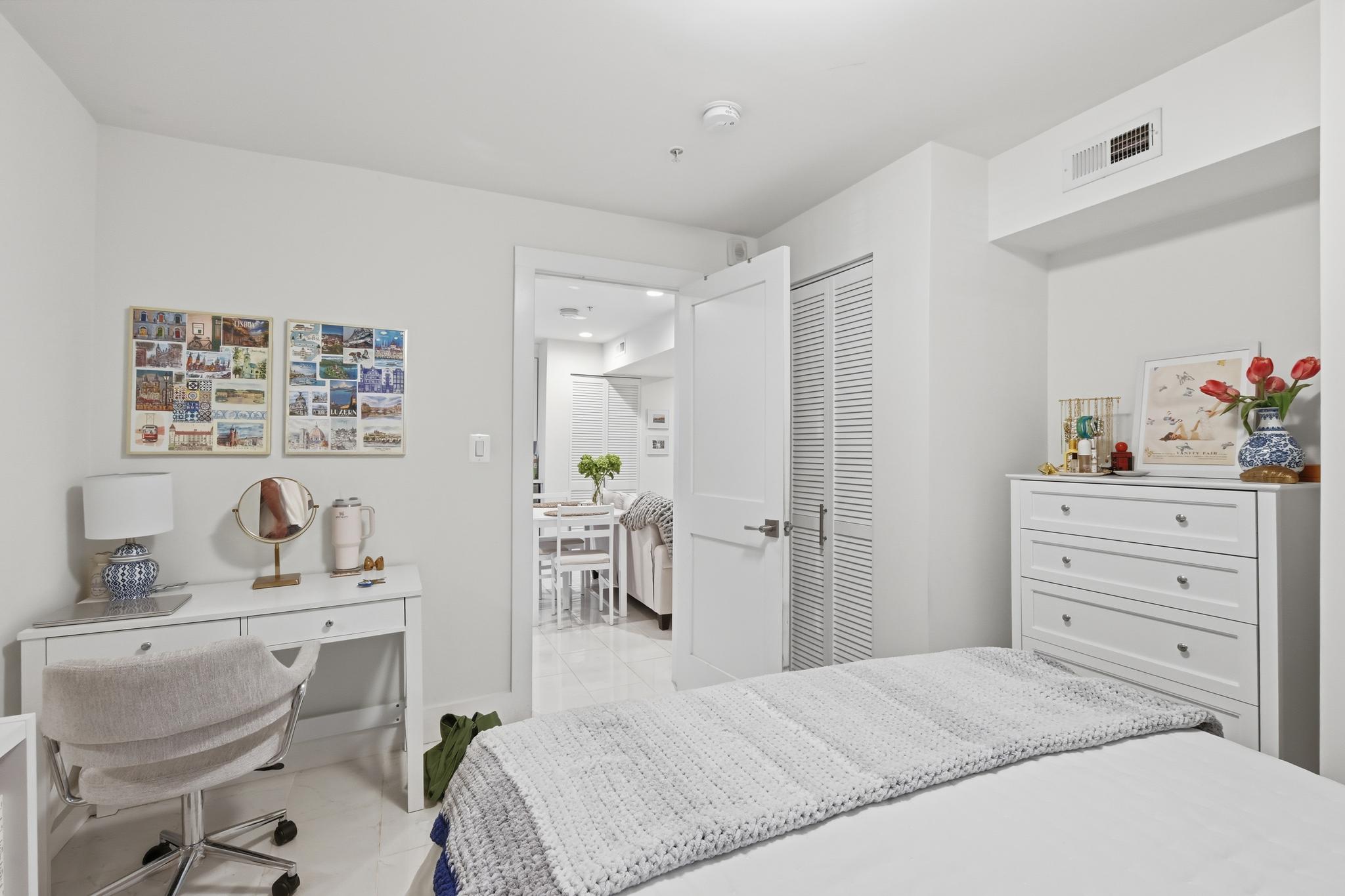 Unit T1 Bedroom One Alternative View