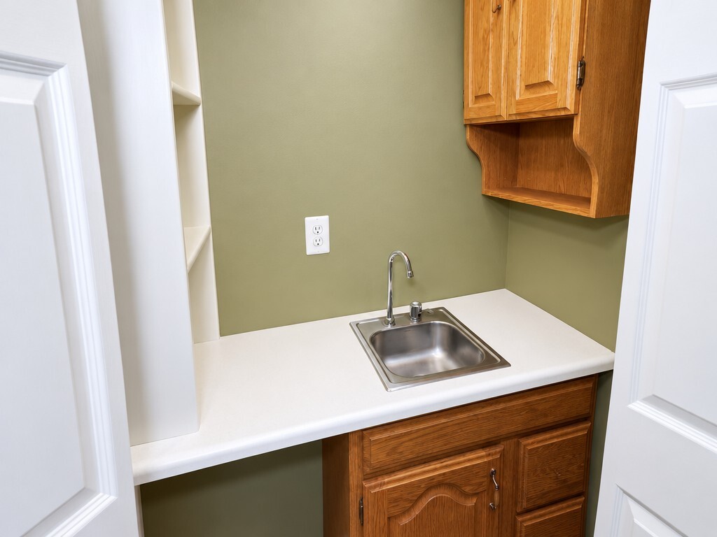 Wet bar/Coffee bar