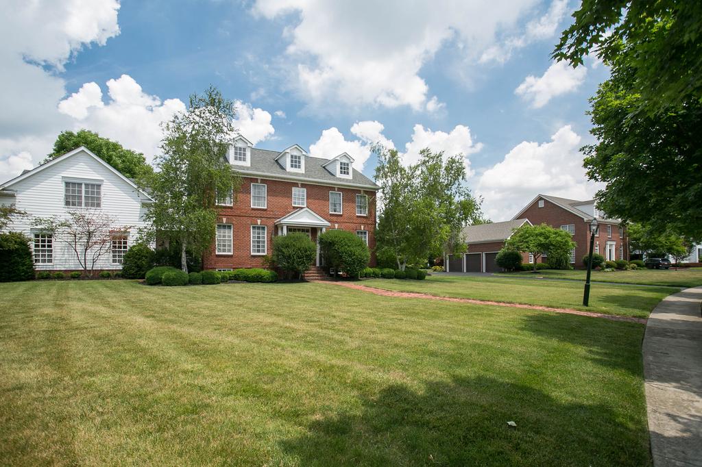 Planters Grove Neighborhood Located in New Albany Ohio And Real Estate