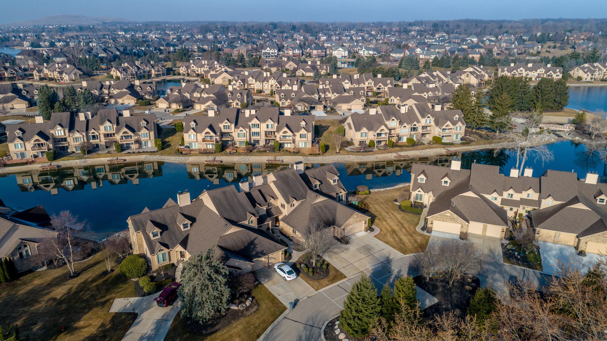 18297 Blue Heron Drive Northville Michigan 48168