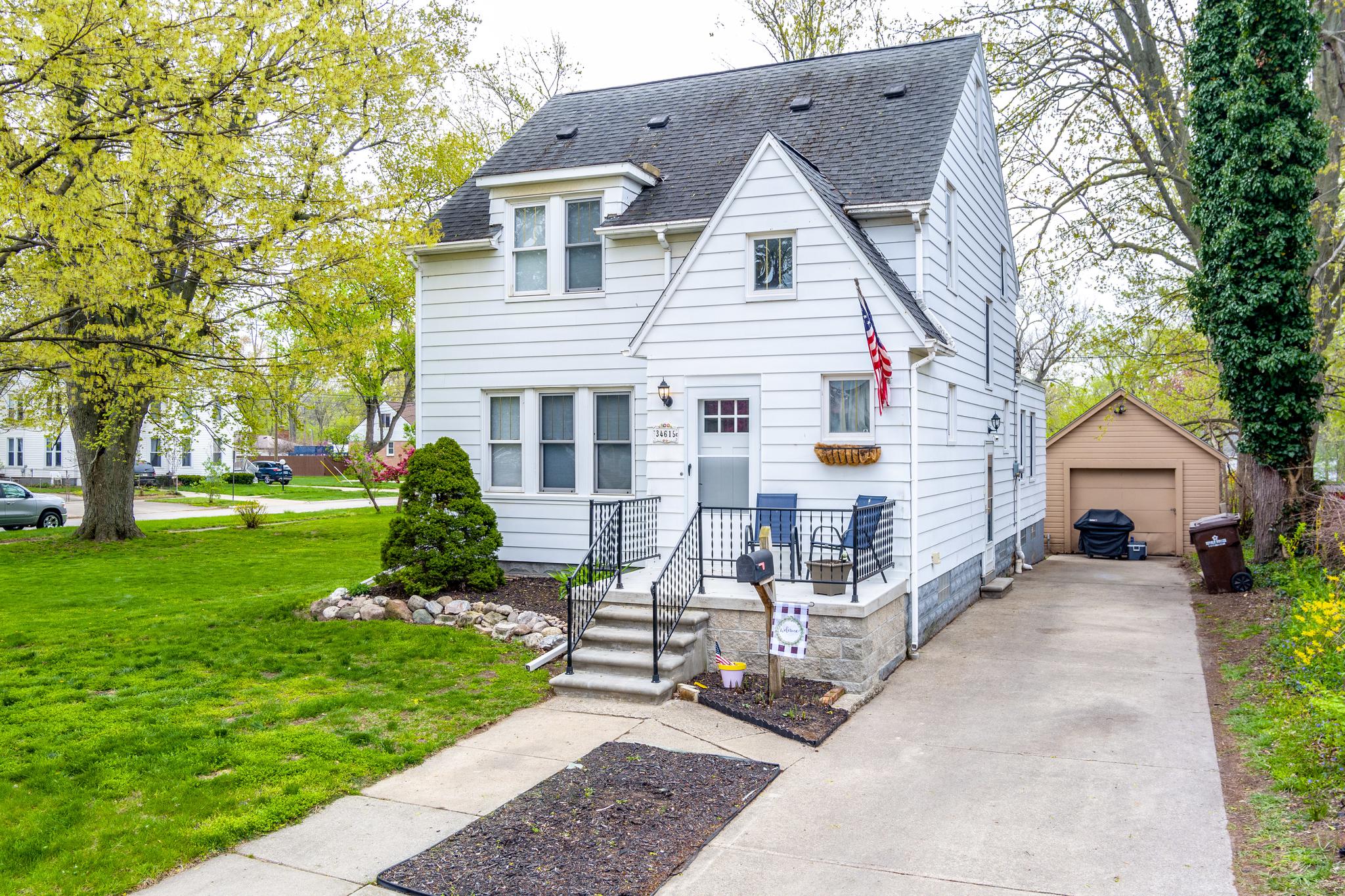 34615 Ash Street Wayne Michigan 48184