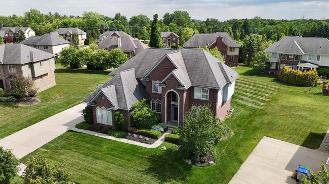 51889 Curtis Court, MI 48167