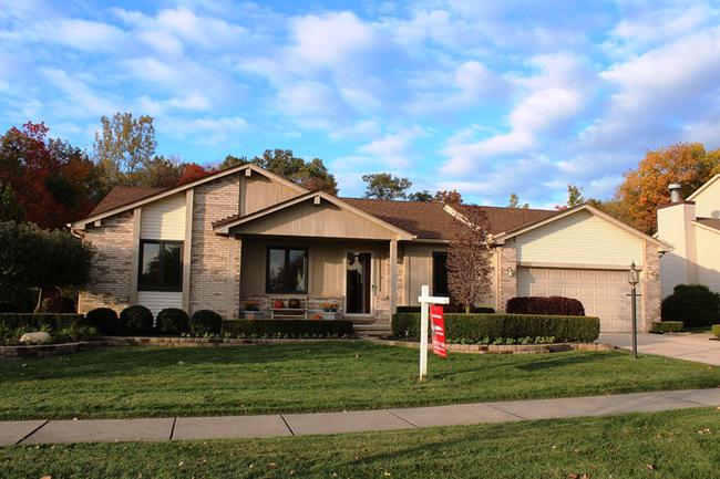 45850 Cider Mill Rd, Novi MI 48374. Homes For Sale In Simmons Orchard.
