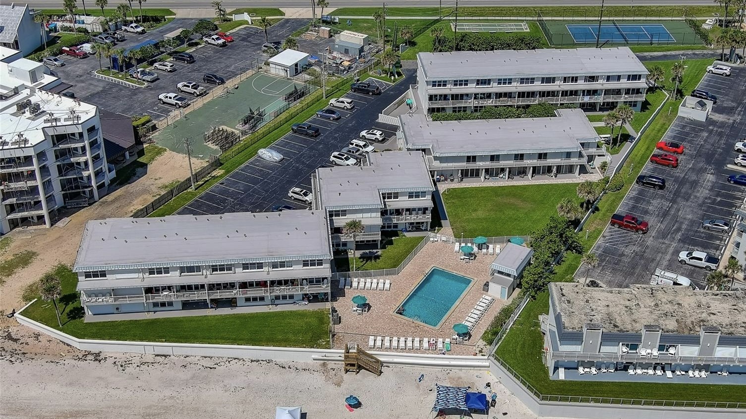 OCEAN CLUB SOUTH NSB HOMES, 386-235-8588