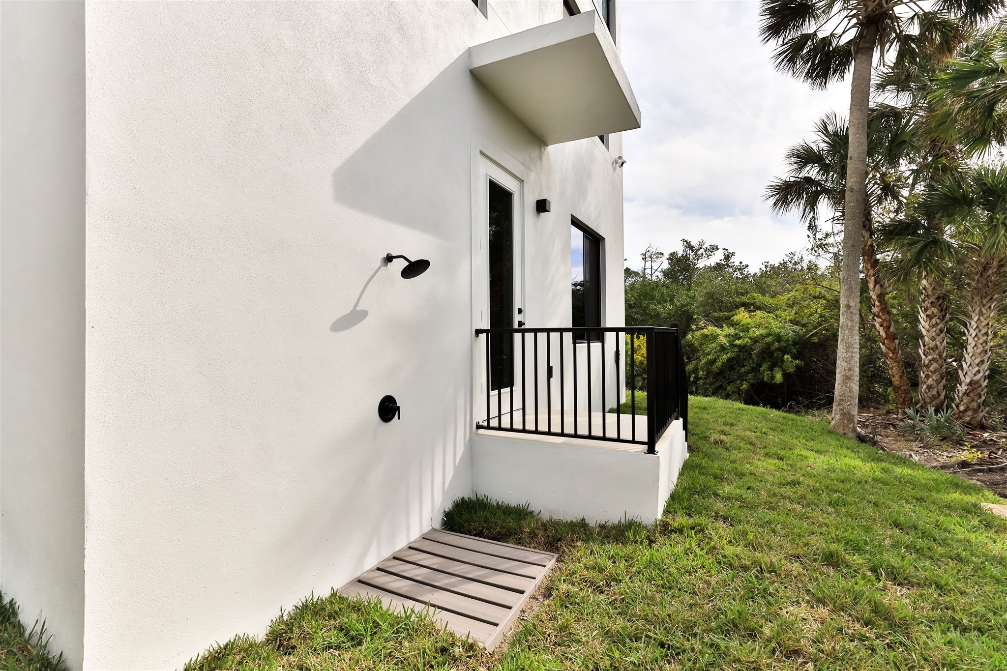 New Smyrna Beach Deep Water Homes for Sale