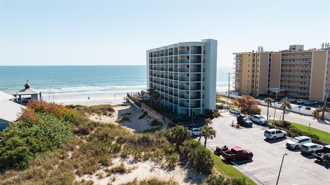 3405 S Atlantic Avenue, FL 32169