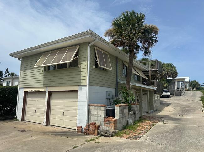 1207 1/2 N Atlantic Ave, FL 32169