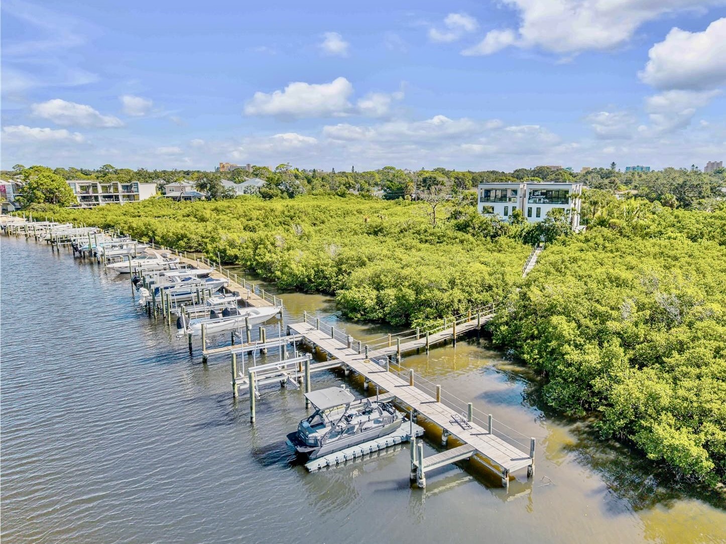 552 S Peninsula Ave For Sale
New Smyrna Beach Fl 32169
NSB Homes, Luxury & Lifestyle Experts (386)235-8588