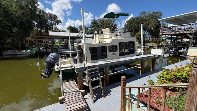 215 Gary Ave, FL 32759