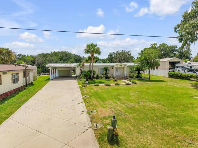 215 Gary Ave, FL 32759