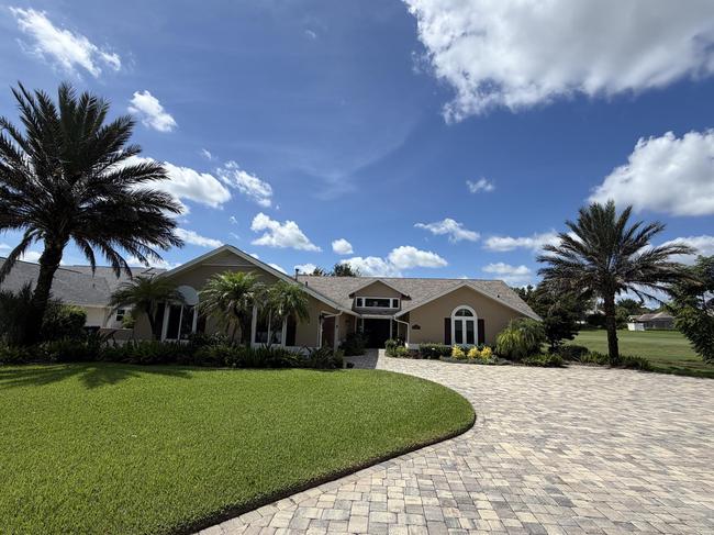 209 Bromley Circle, FL 32168