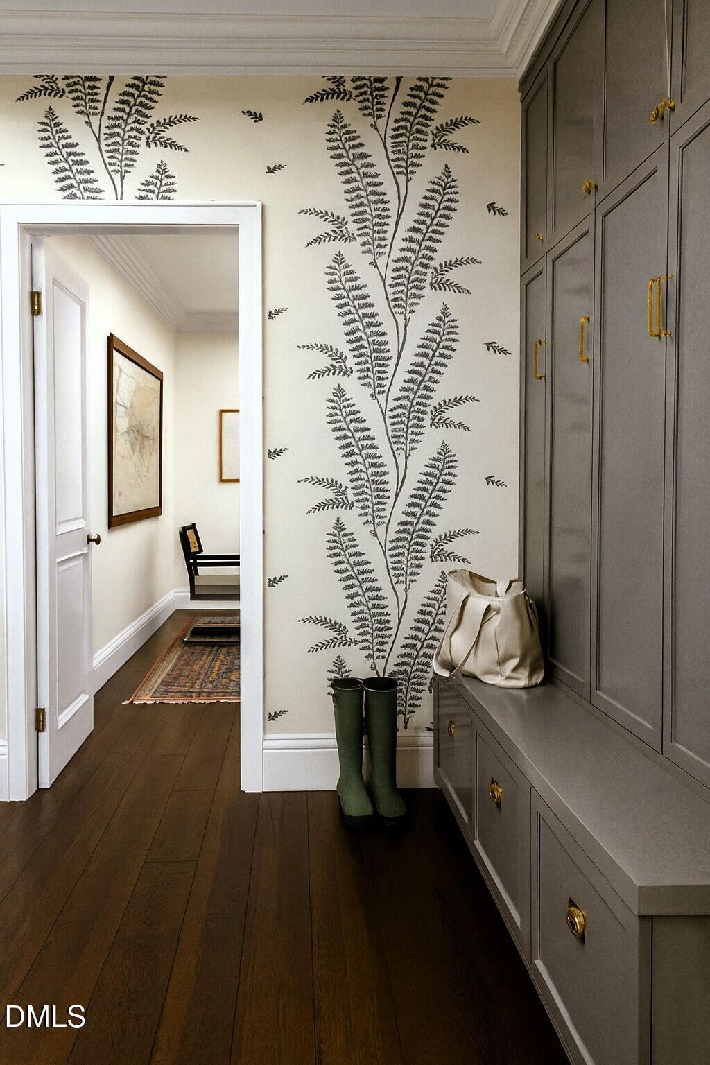 Dogwood Mudroom