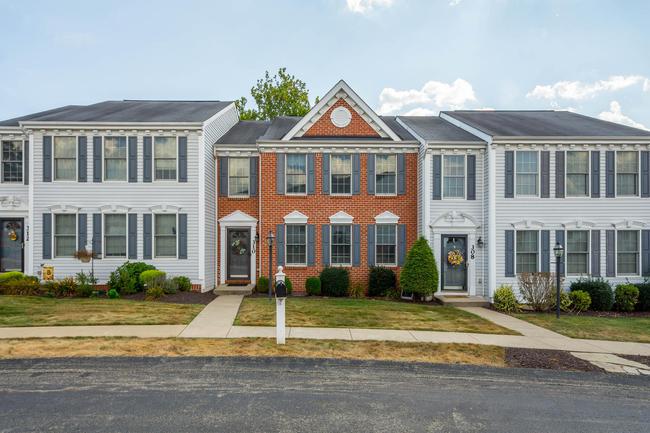 310 Trotwood Dr, PA 15108