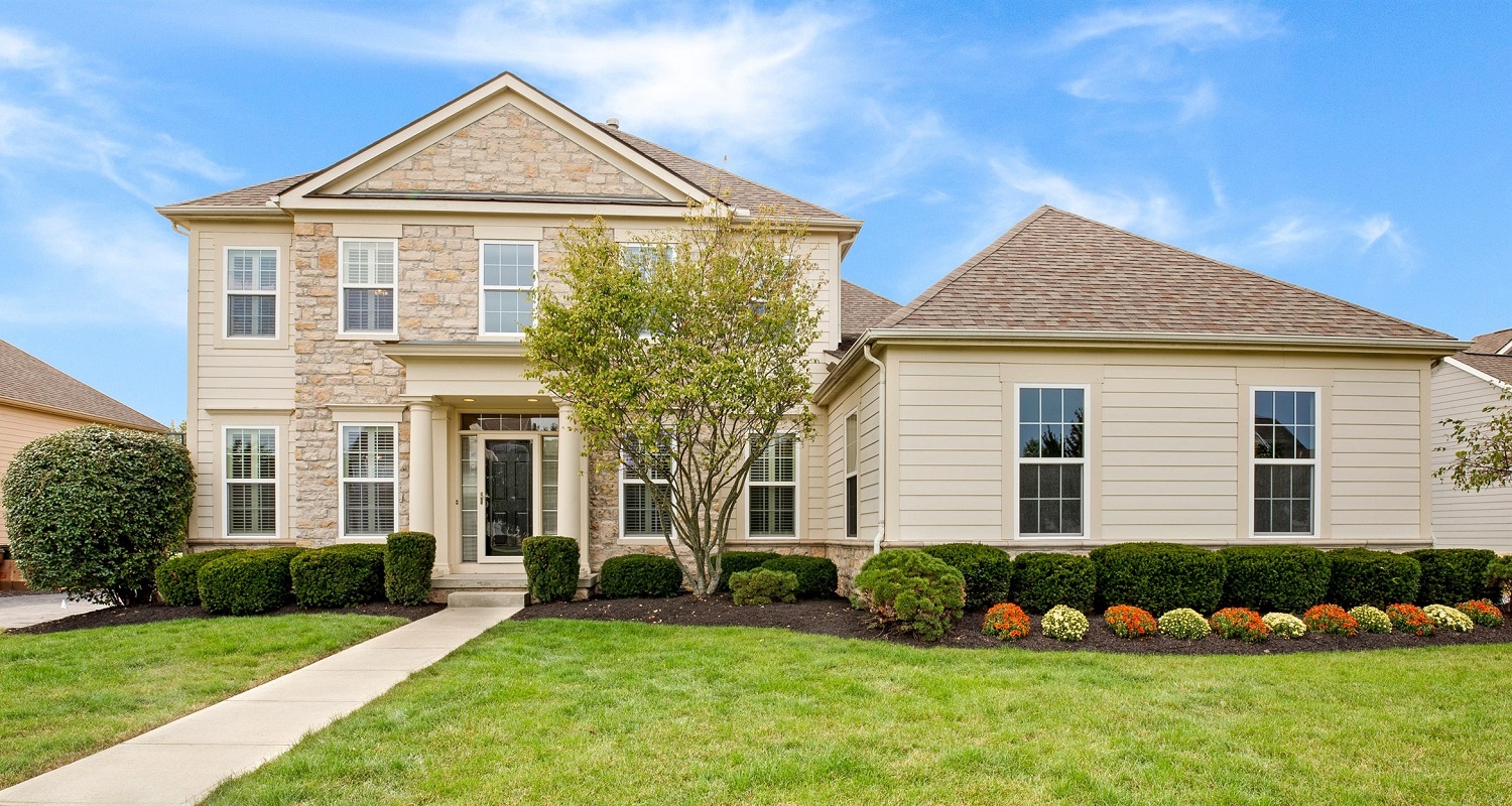 Find Homes for Sale in the New Albany Links Golfing Community in New