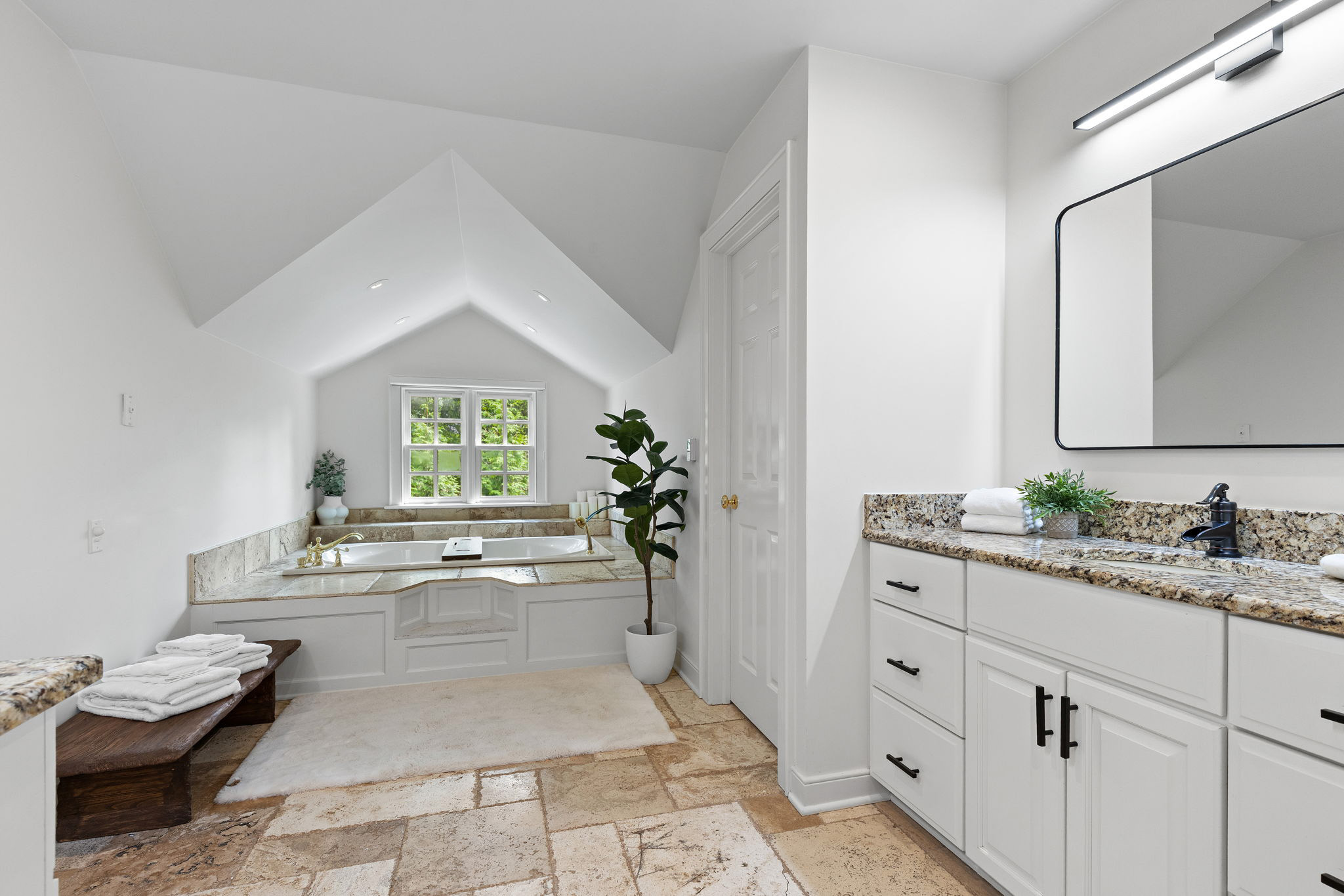 Primary Ensuite