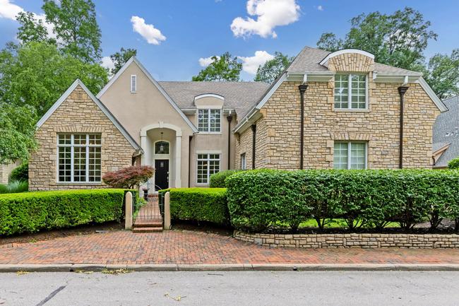7833 Calverton Square, OH 43054