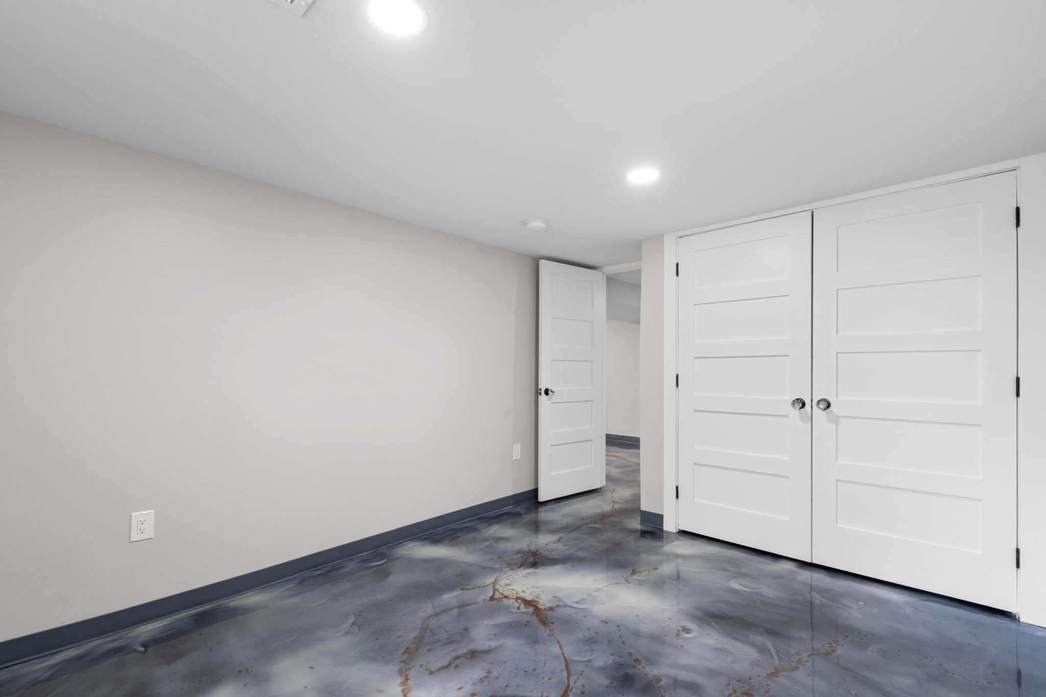 LL Bedroom 4