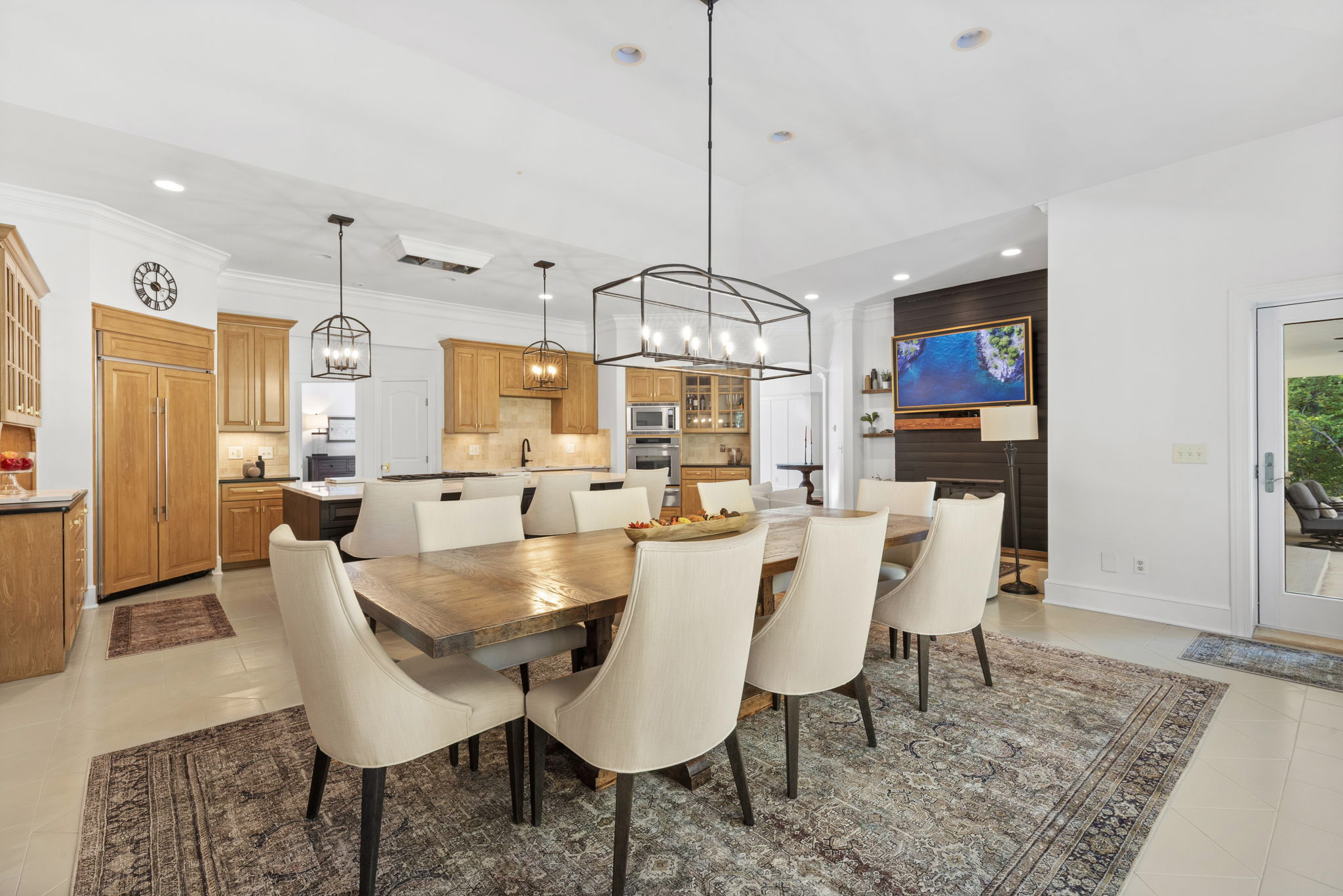 Eat In Kitchen