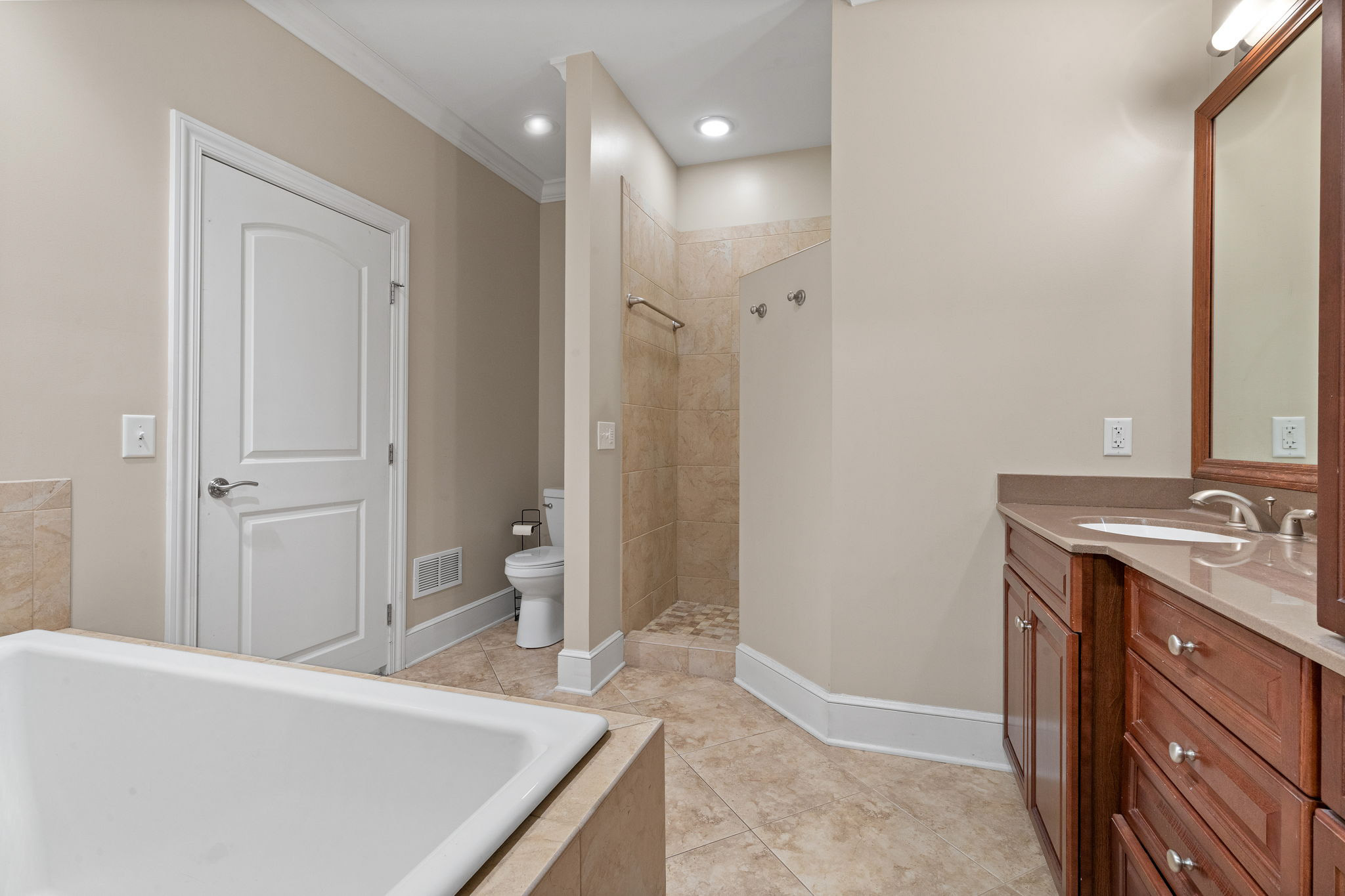 Lower Level Full Bathroom 3