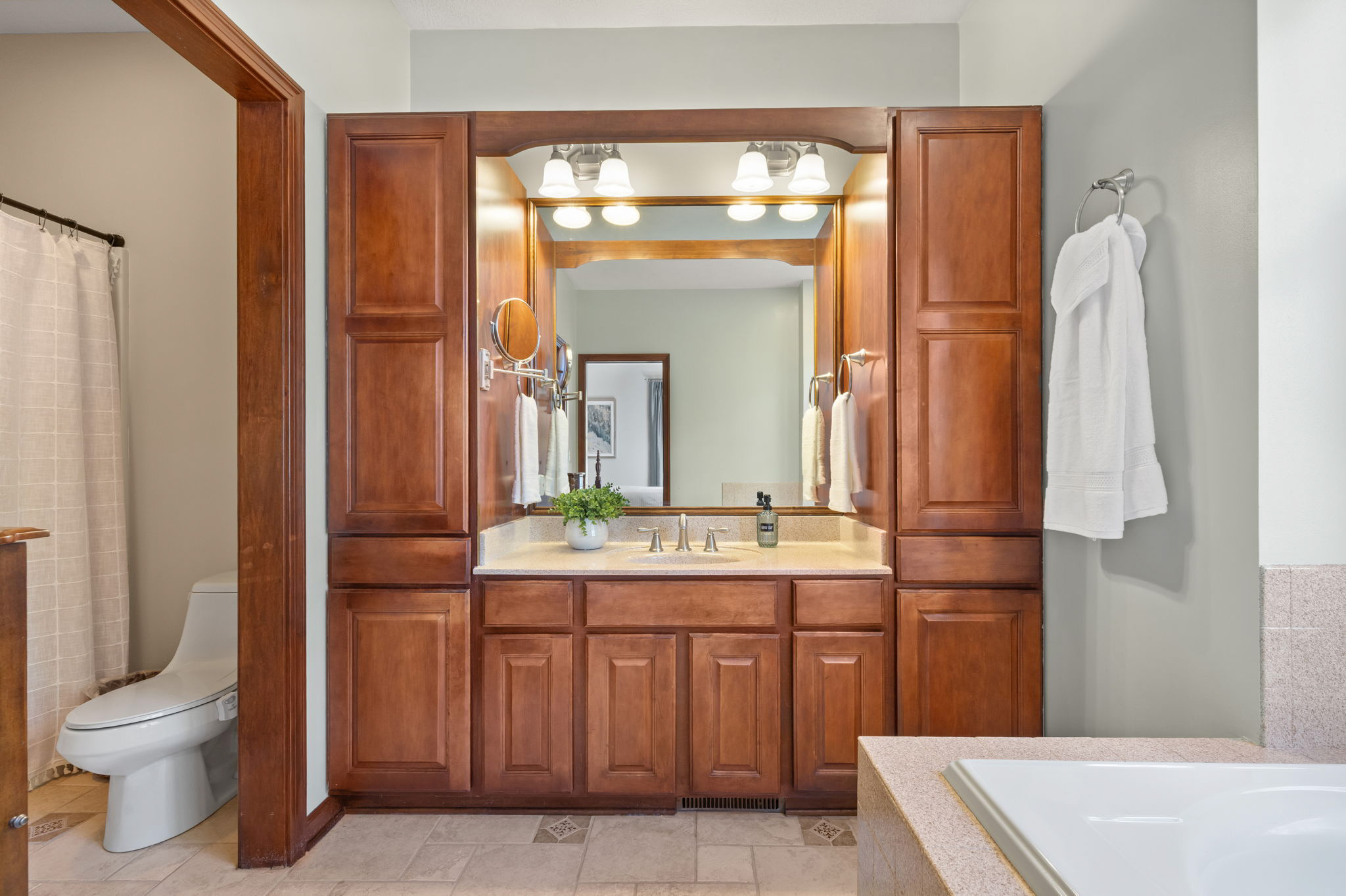 Primary Ensuite