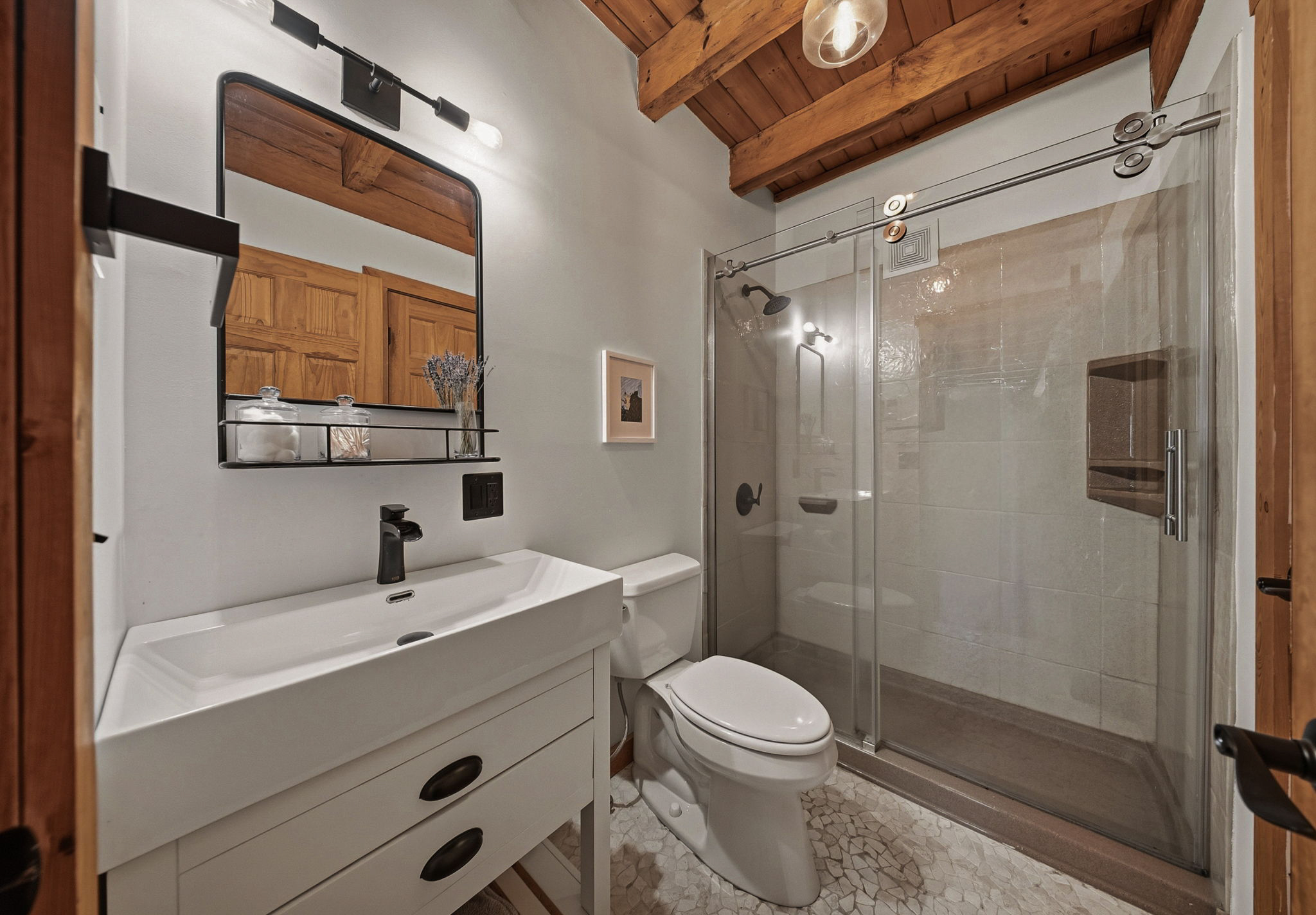 Entry Level Full Bathroom