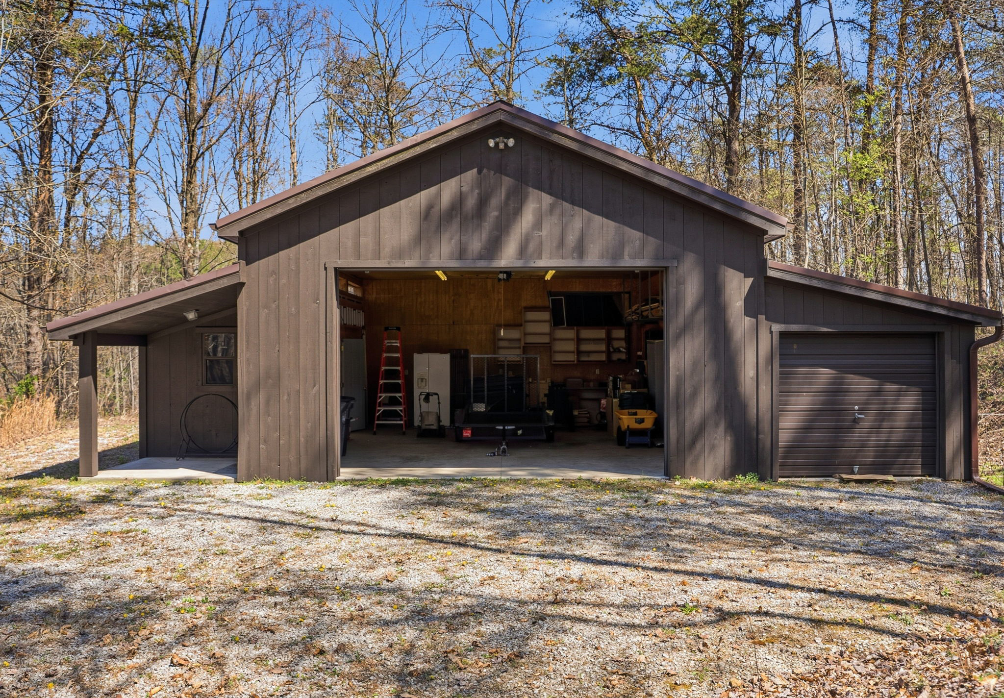 Detached Garage