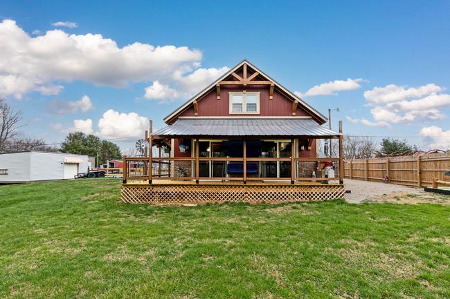 374 Center Street, OH 43740