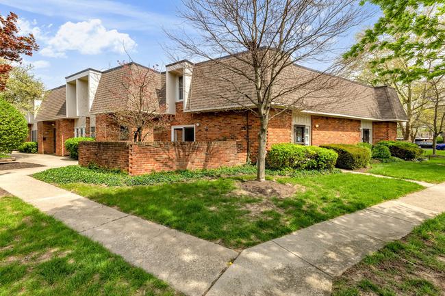 1568 Lafayette Drive, OH 43220