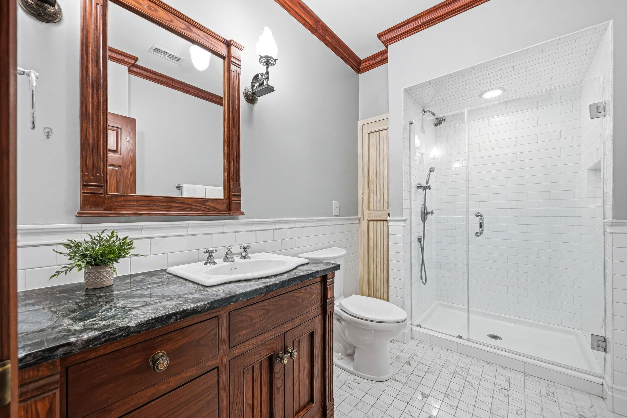 Full Bath 3