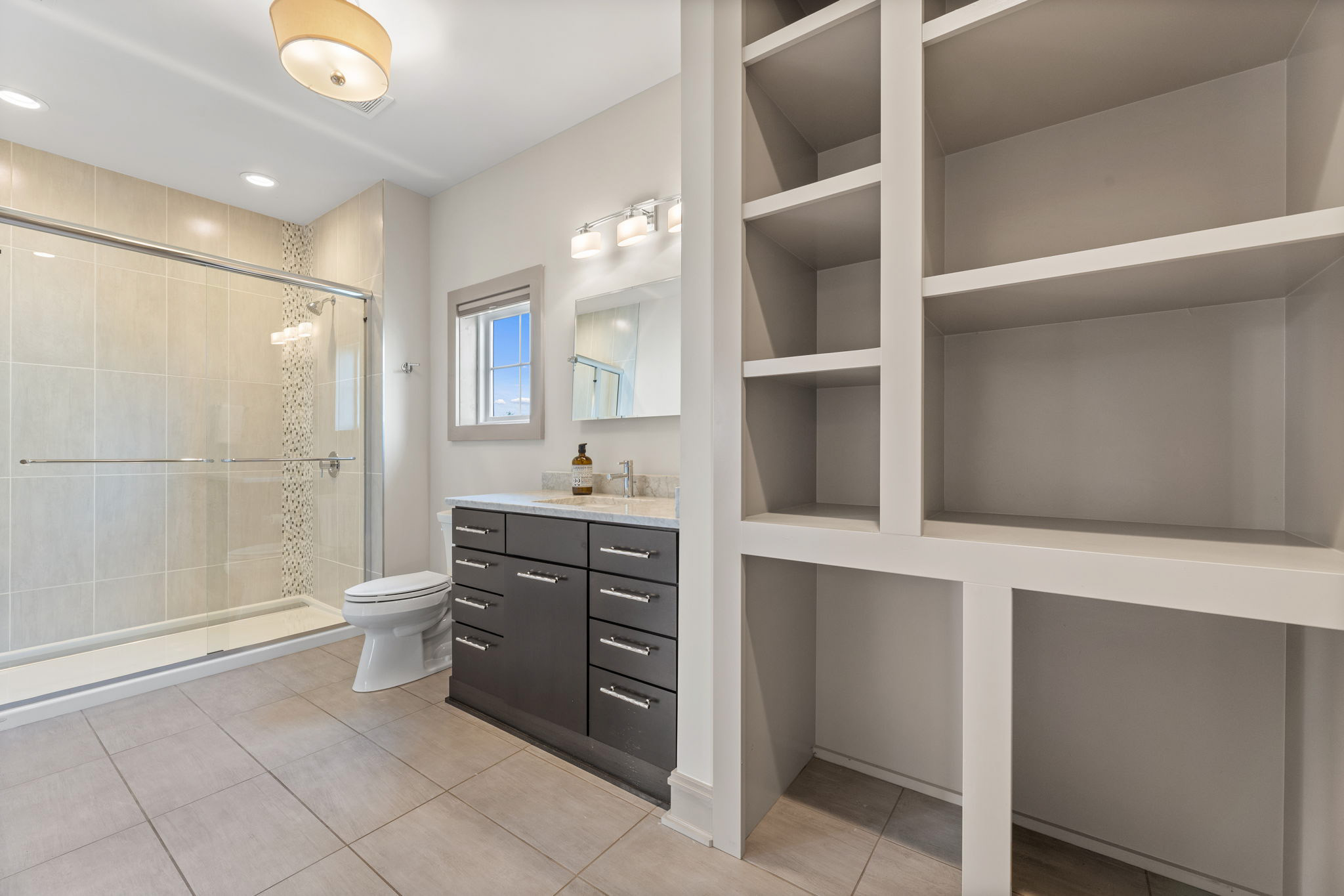 Full Bath 5
