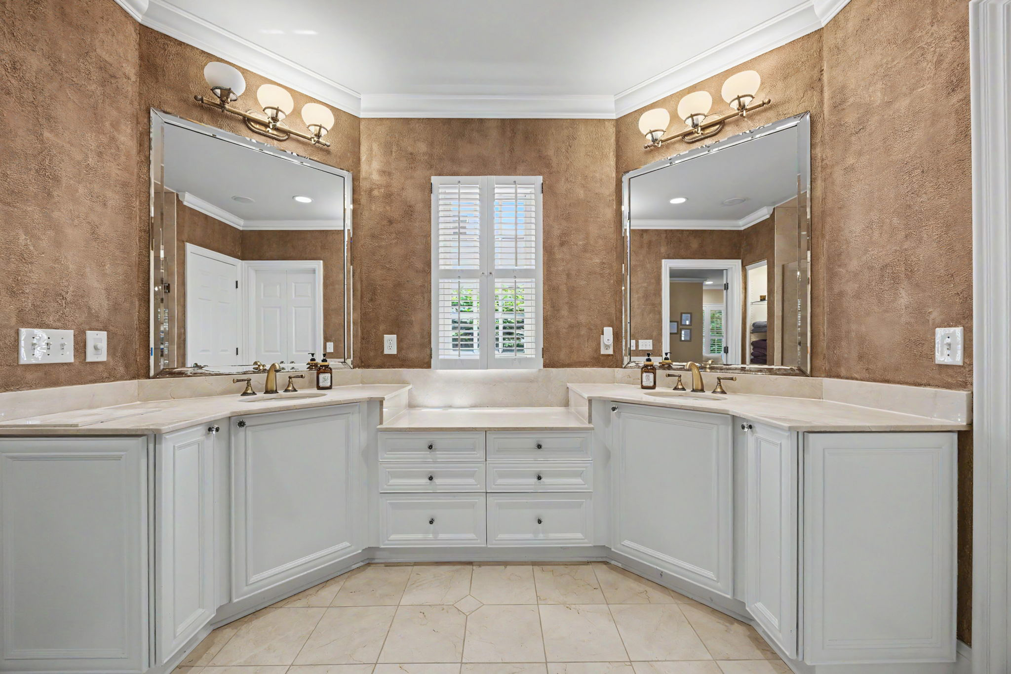 Primary Ensuite