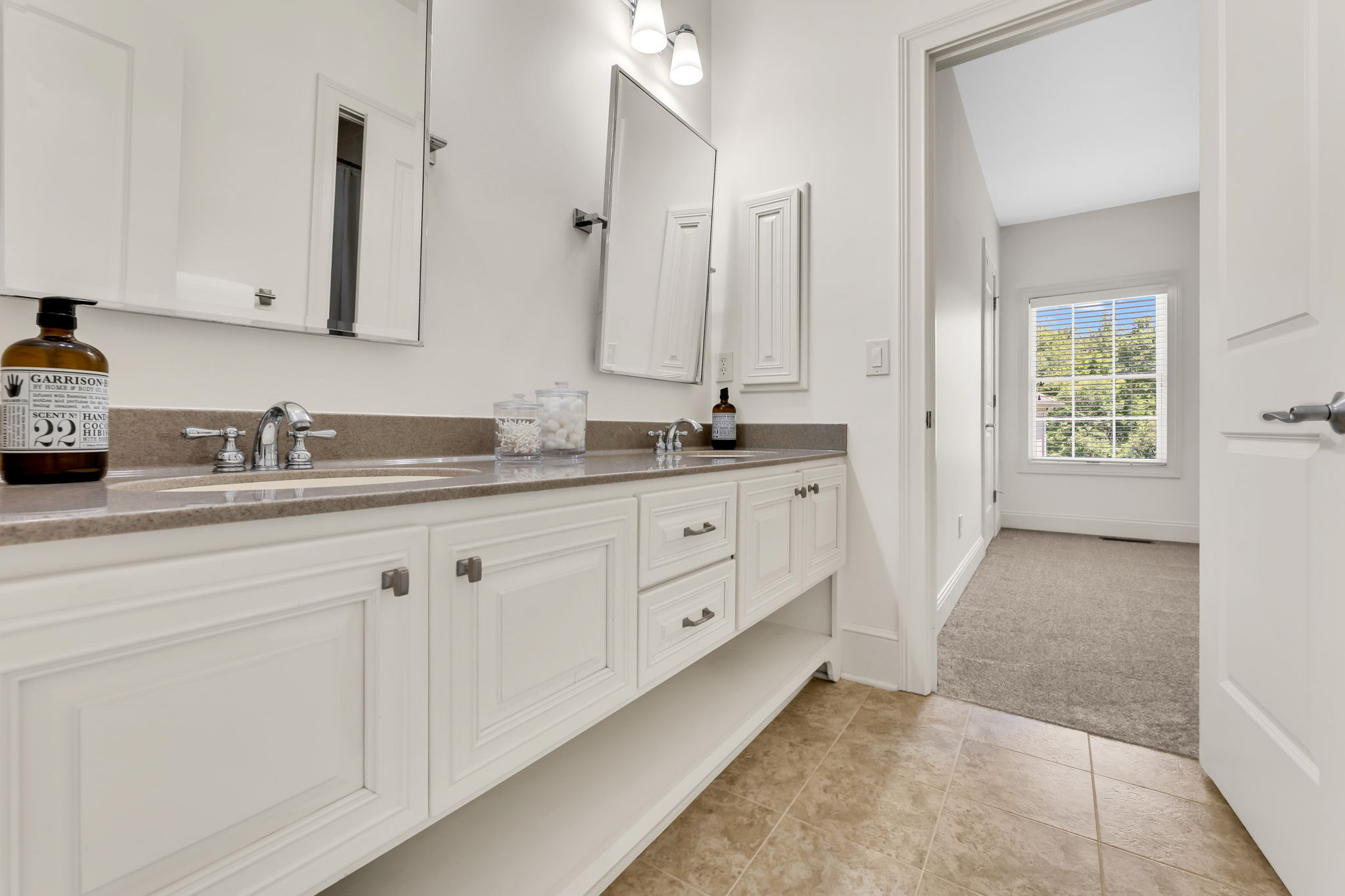 Jack & Jill Suite