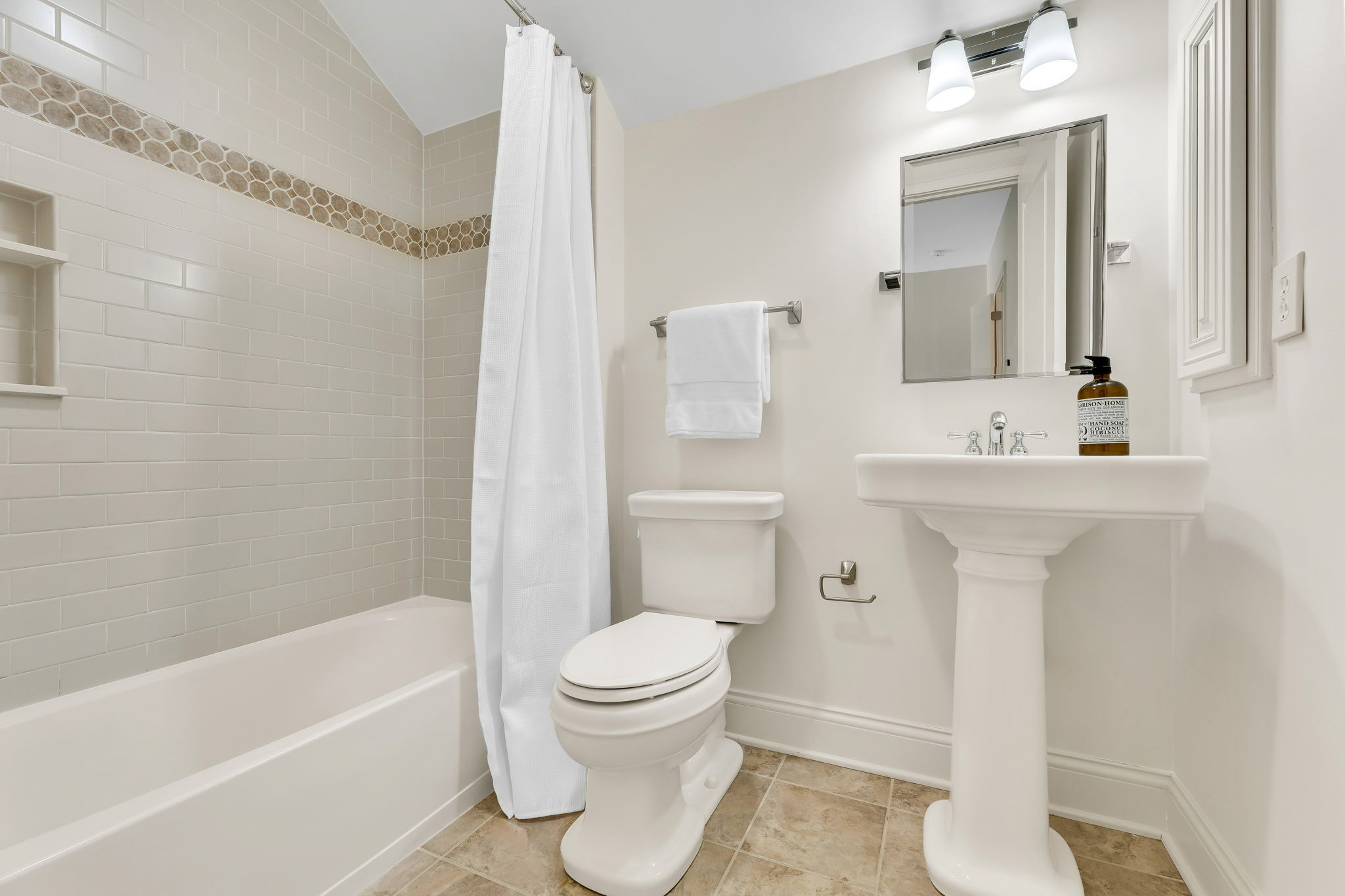 Bedroom 4 Ensuite
